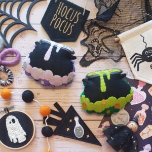 Halloween Bubbling Cauldron Hanging Decoration