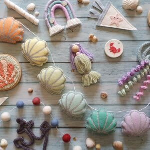 Pastel Clam Shell Felt Garland
