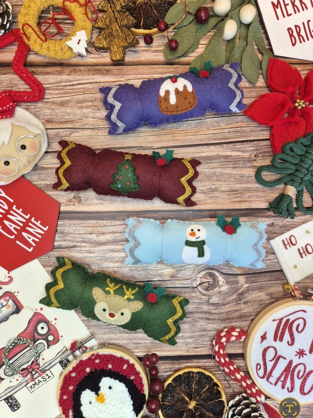 Christmas Cracker Hanging Decoration